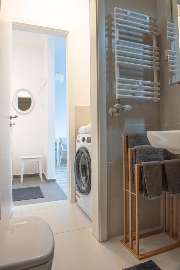 Apartamento Dob36 With Free Private Parking And Balcony Budapest
