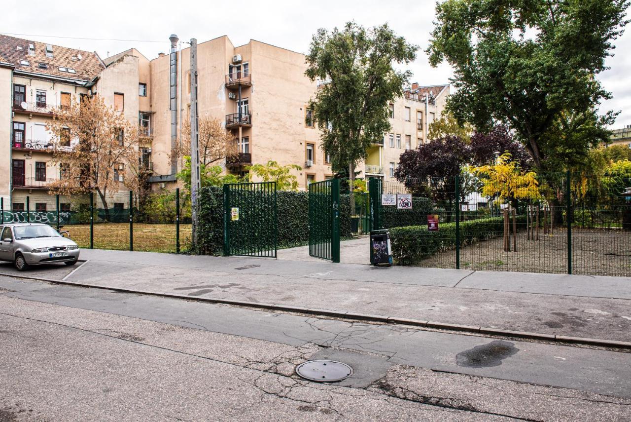 Dob36 With Free Private Parking And Balcony Apartamento Budapest