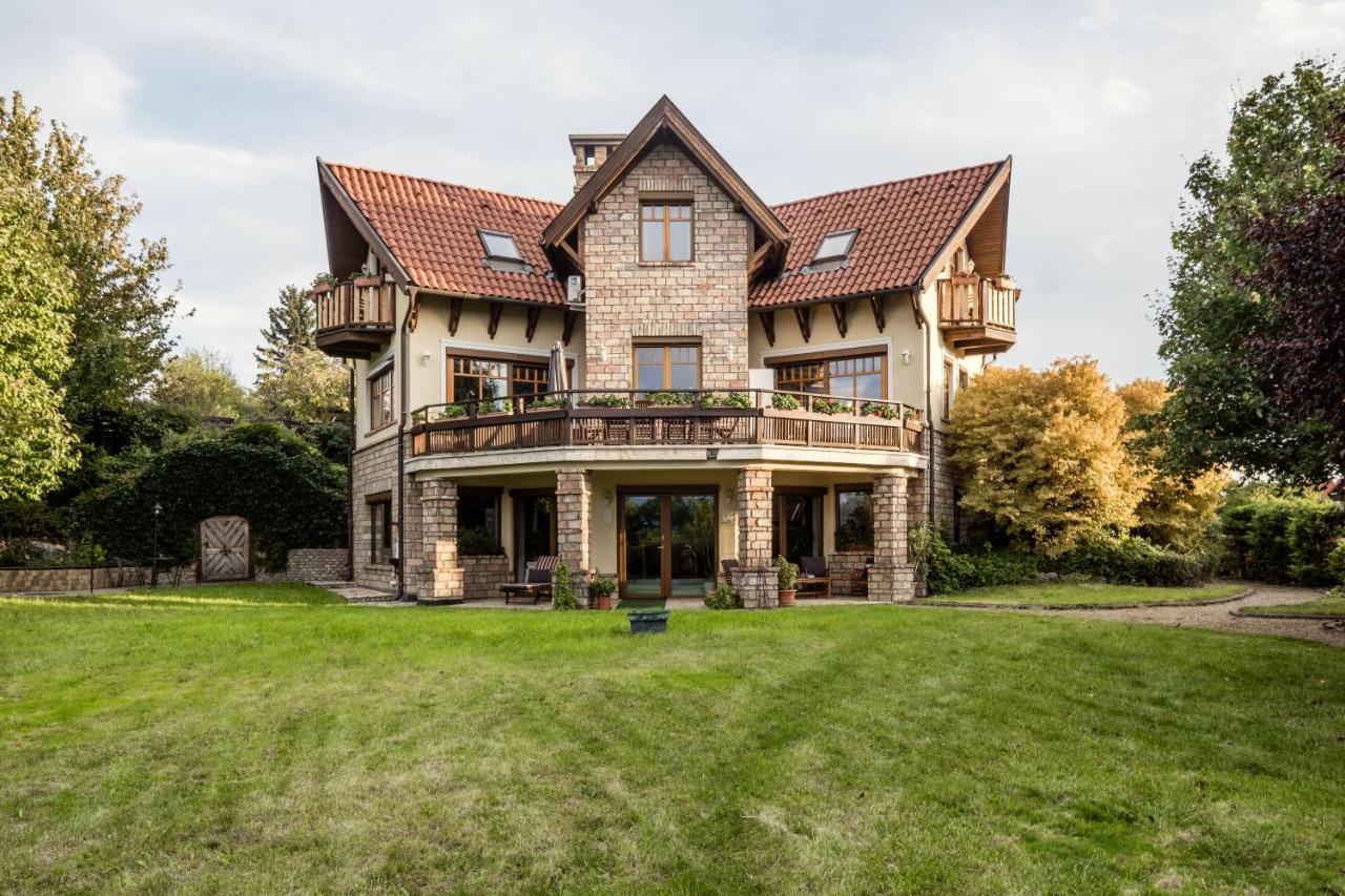 Villa Private With Indoor Pool Budapest