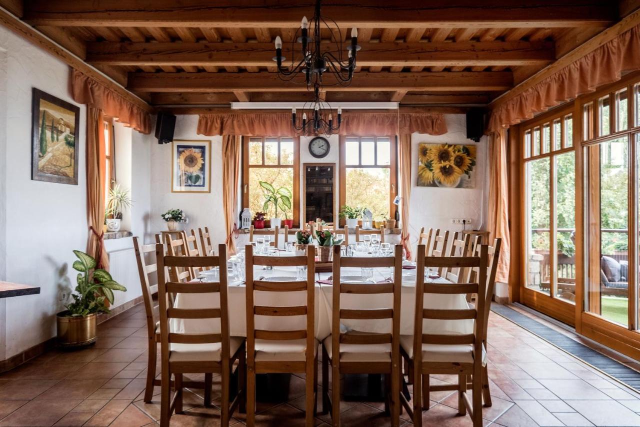 Villa Private With Indoor Pool Budapest