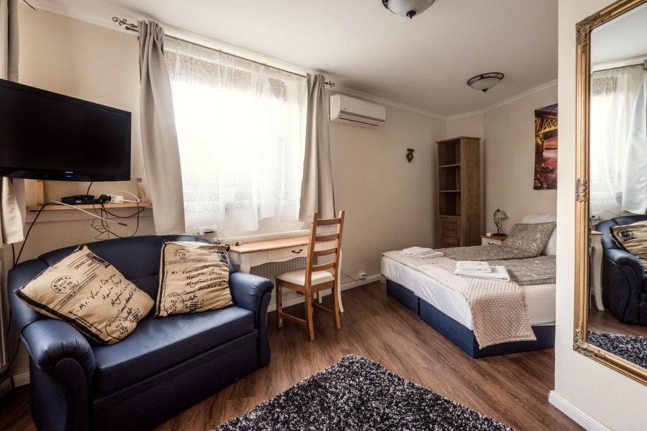 Villa Private With Indoor Pool Budapest