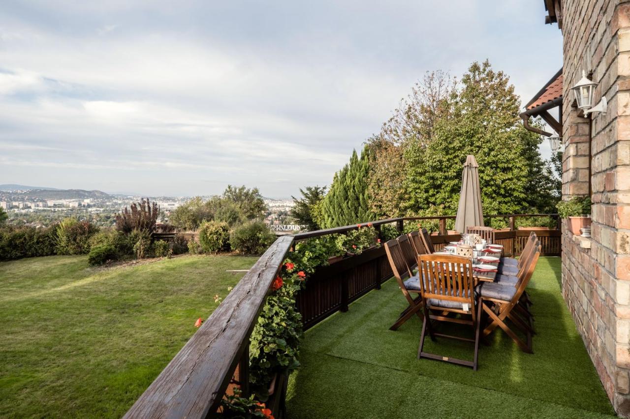 Private With Indoor Pool Villa Budapest