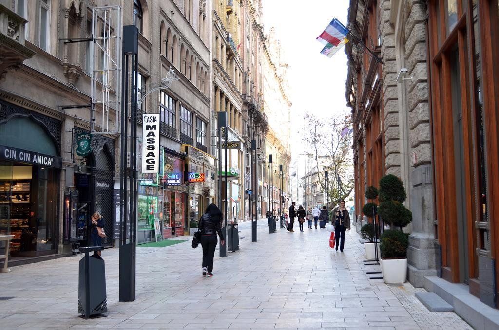 Central Square Budapest
