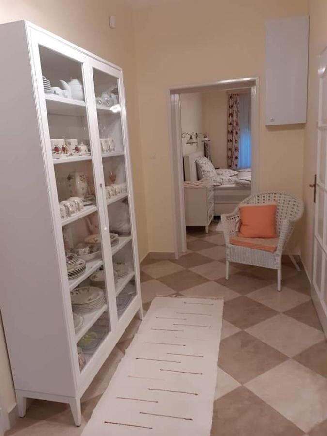 Apartamento Aranyosház-vendégház *