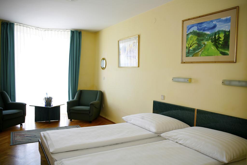 Bara Hotel