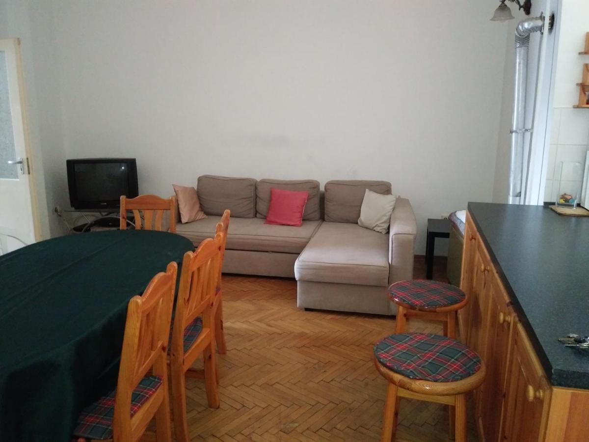 Appartamento Kis Stáció 11 Beds