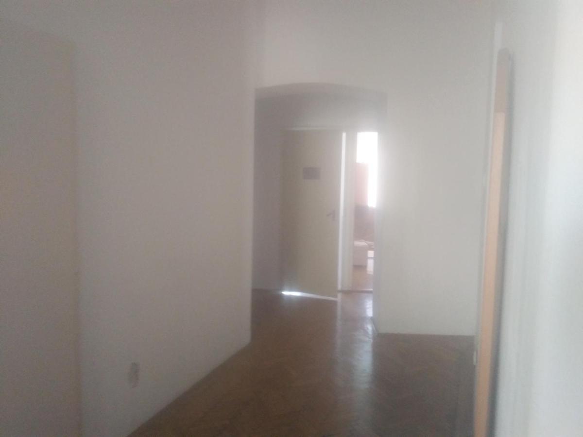 Kis Stáció 11 Beds Appartamento *