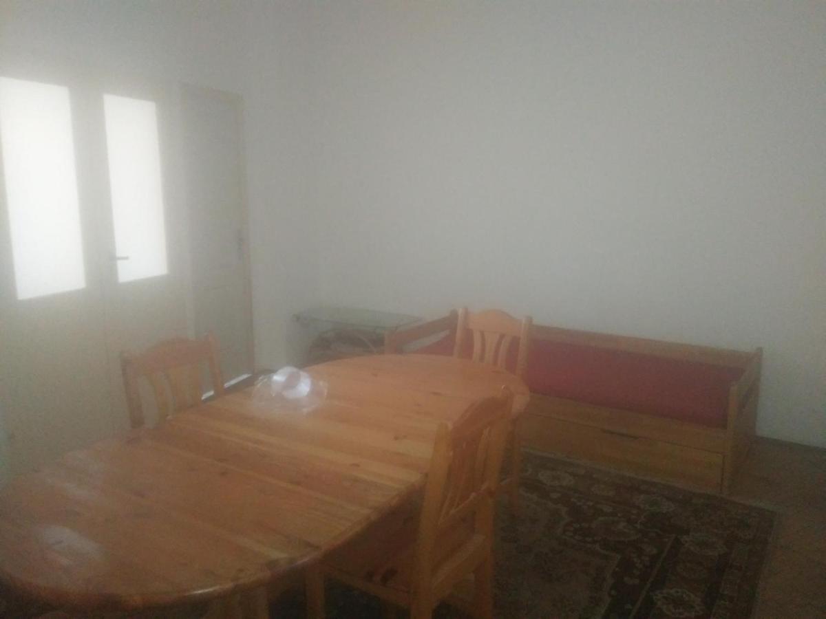 Kis Stáció 11 Beds Appartamento Budapest
