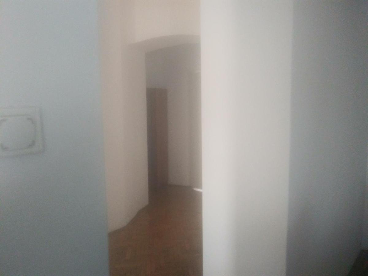 Kis Stáció 11 Beds Budapest
