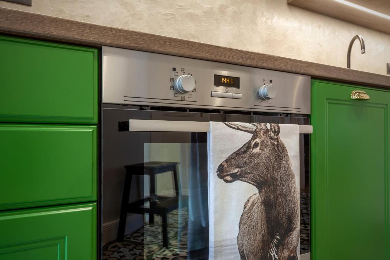 Bpr Art Nouveau Apartment Budapest