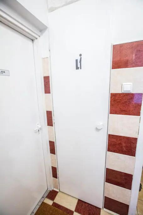 Keleti City Center Big Flat Bedroom Private Use Ubytovanie v rodine