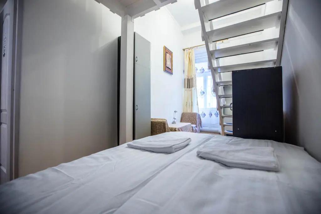 Ubytovanie v rodine Keleti City Center Big Flat Bedroom Private Use Budapest