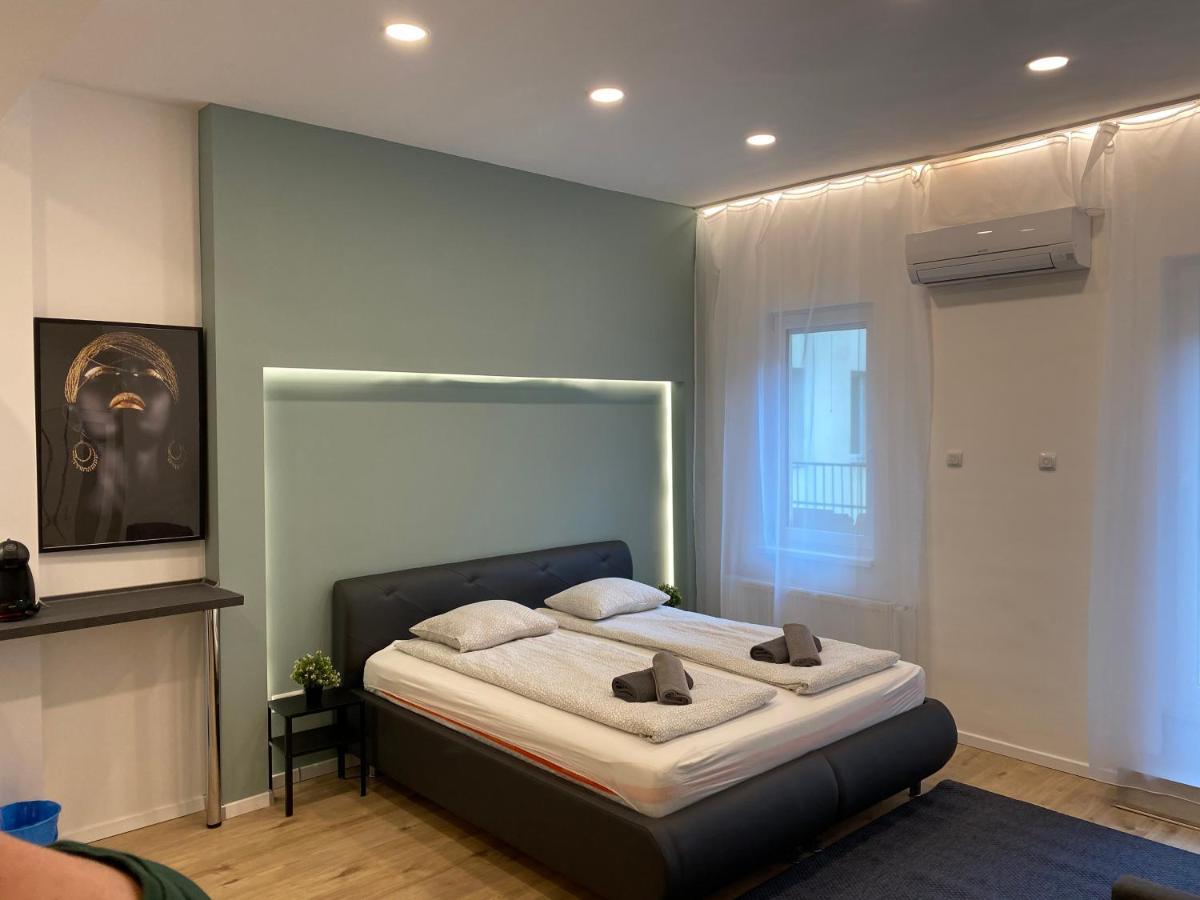 Center Of 3 Apartment