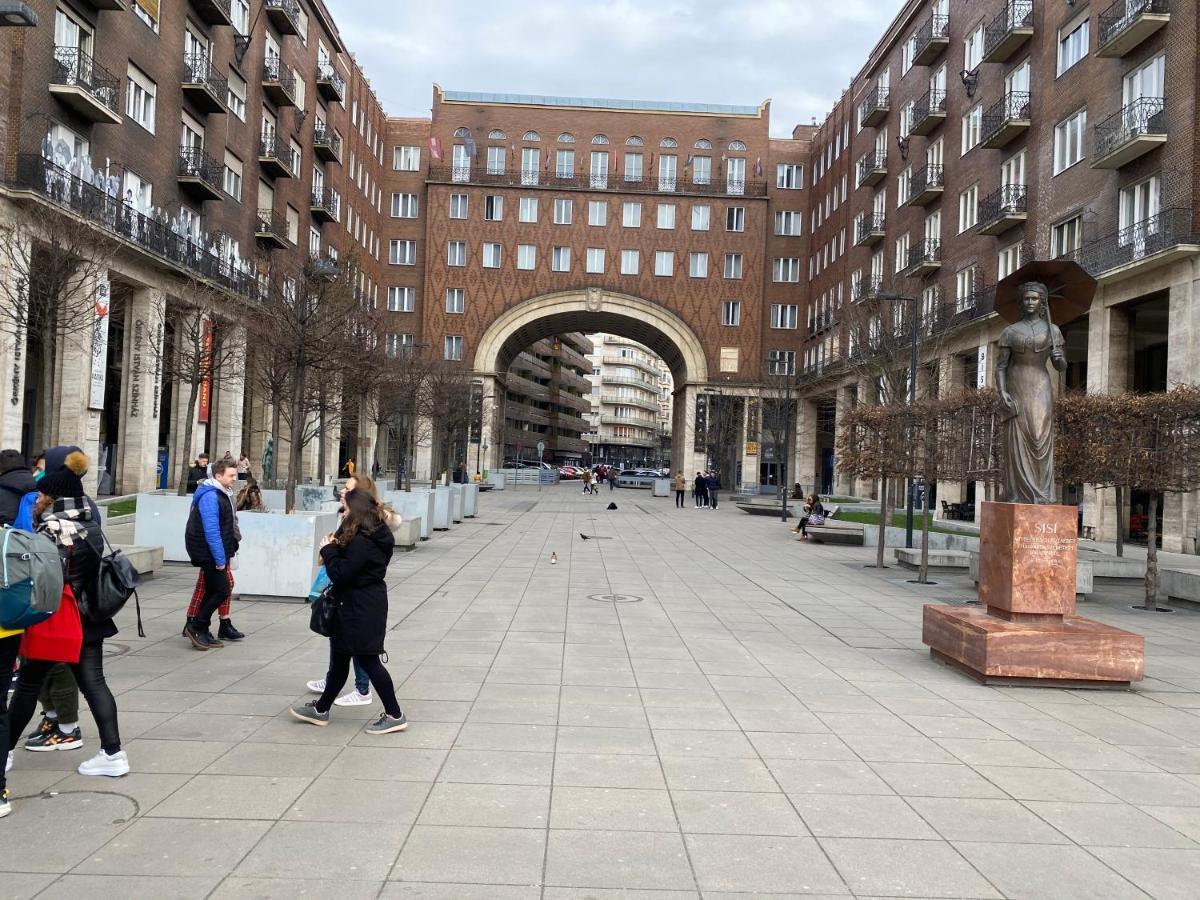 Center Of 3 Apartament *