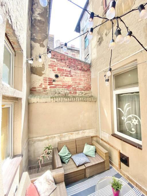 Cool! With Sauna And Private Garden Apartment