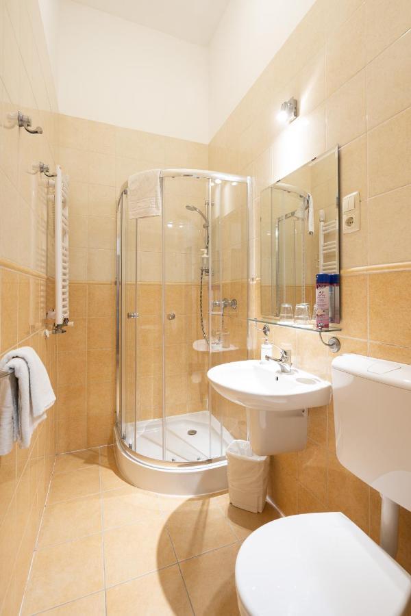 Panorama Hotell 3*