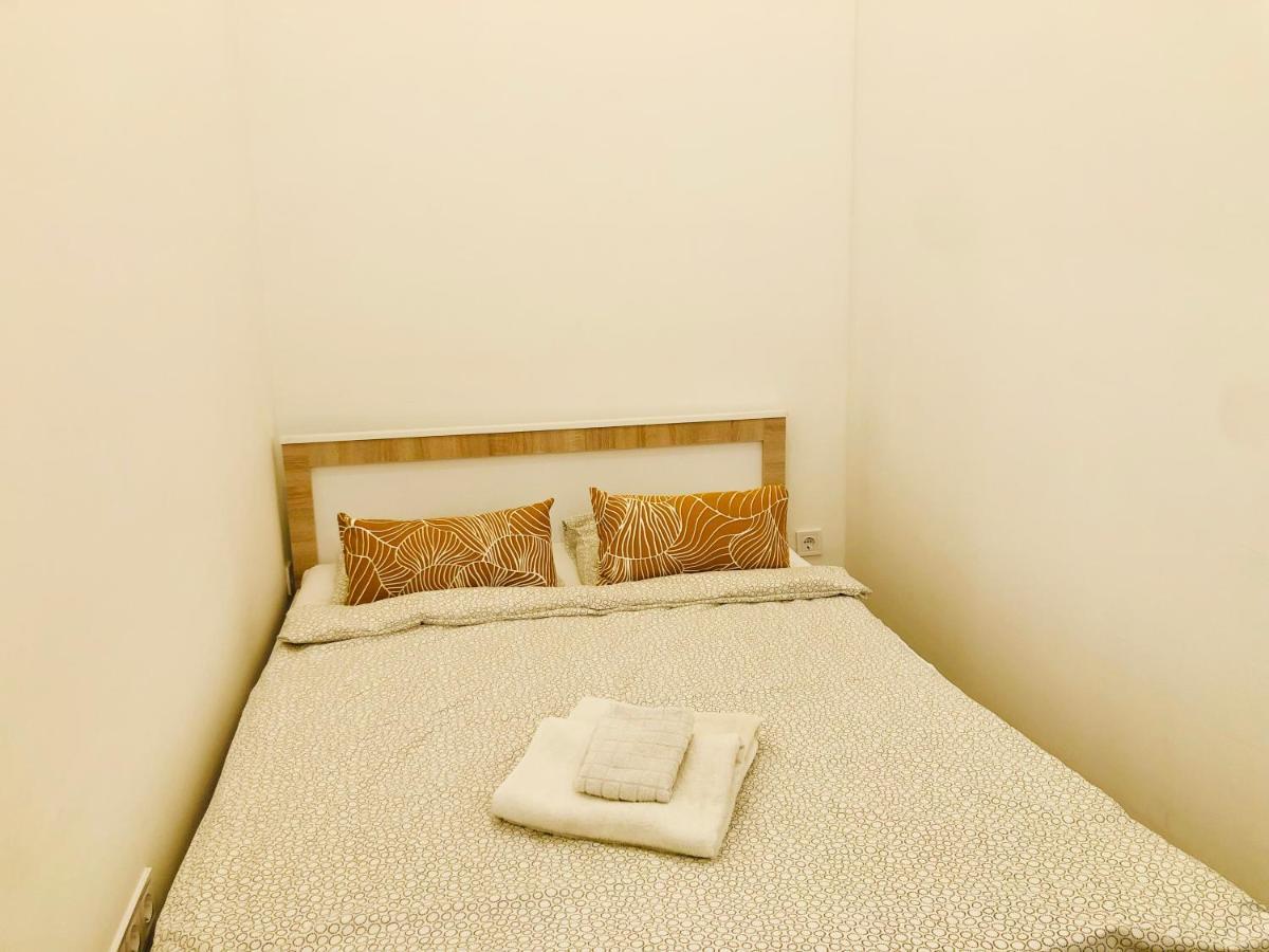 Pau18 Apartment