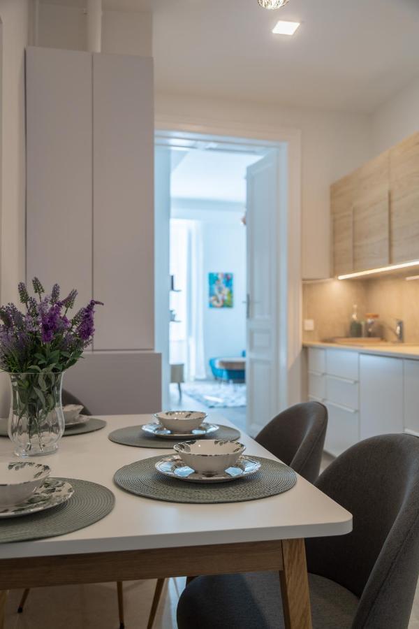Apartman Downtown Elegance By Liberty Bridge - 90m2 Budapest