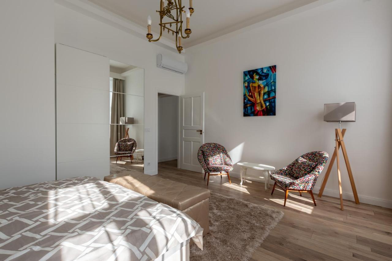 Downtown Elegance By Liberty Bridge - 90m2 Apartman Budapest