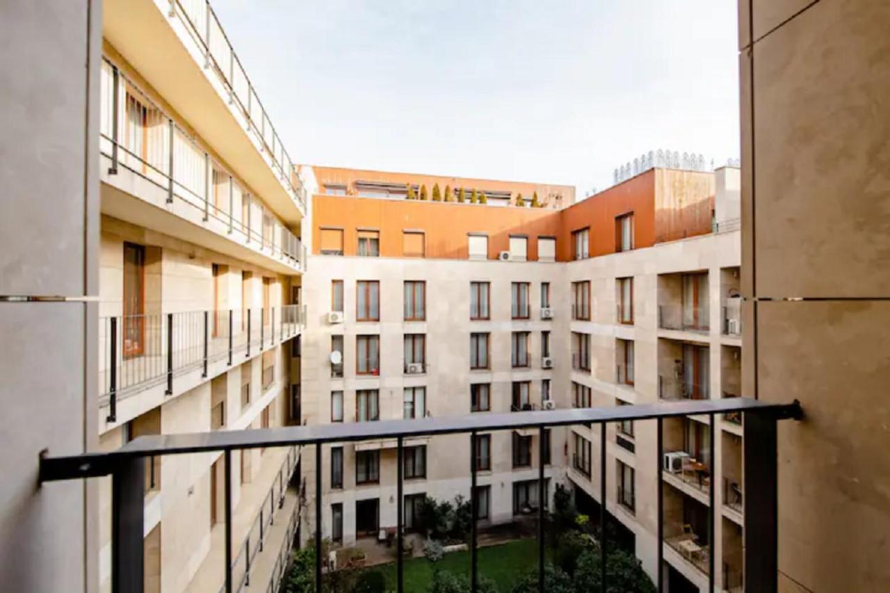 Kazinczy-New Development-French Balcony
