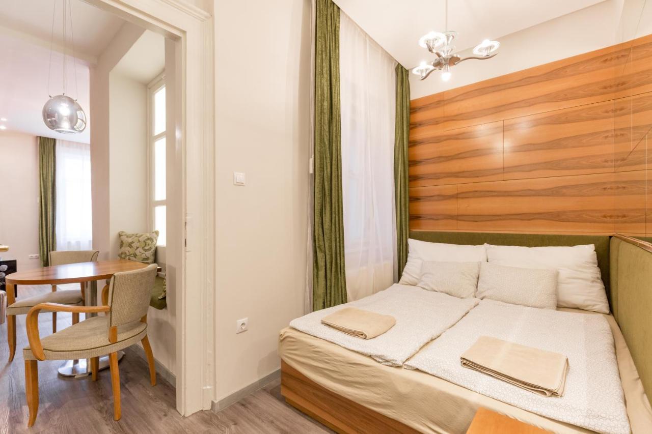 De Luxe In The Absolute Center Budapest