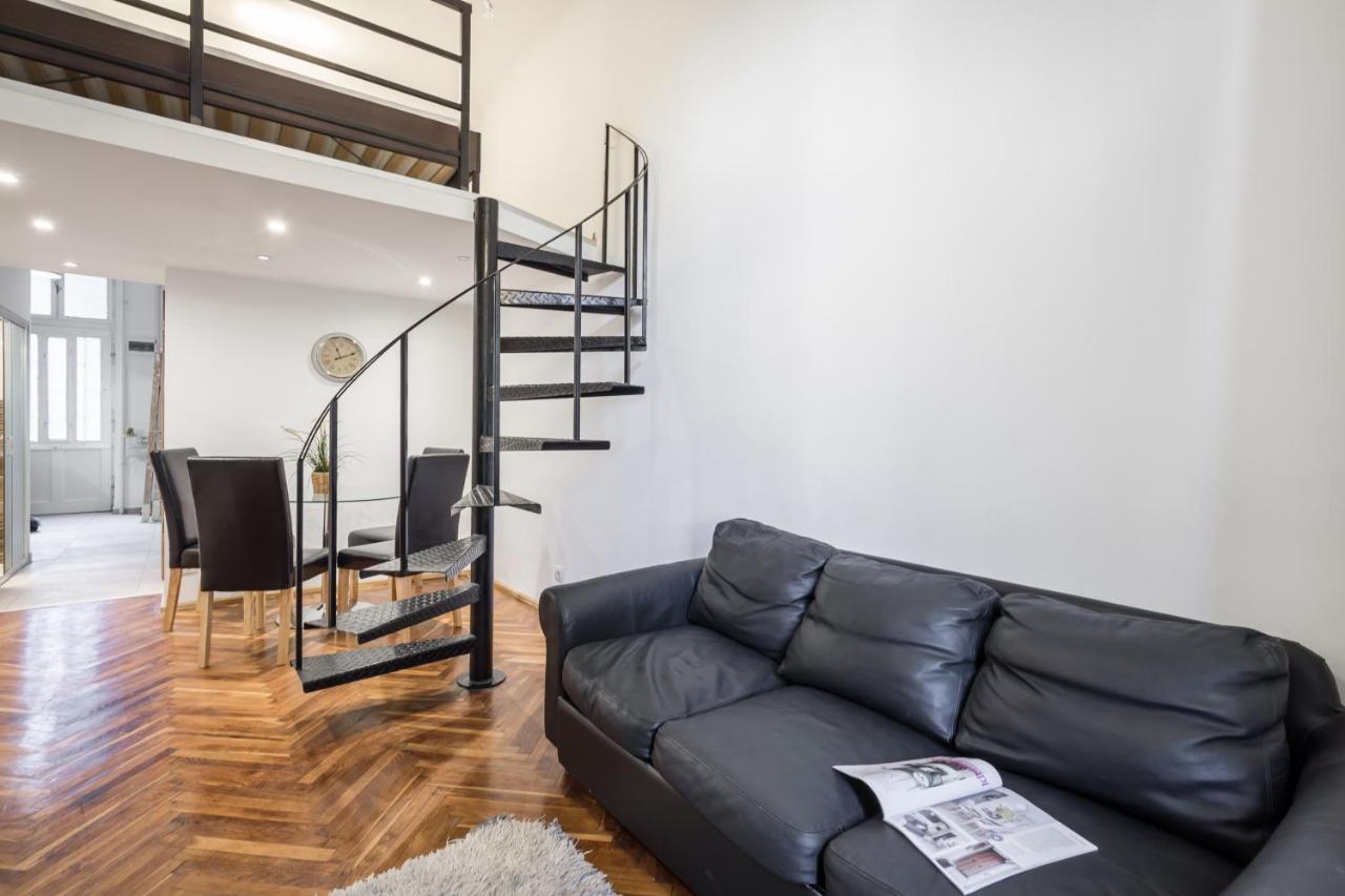 Bpr Robinia Downtown Budapest