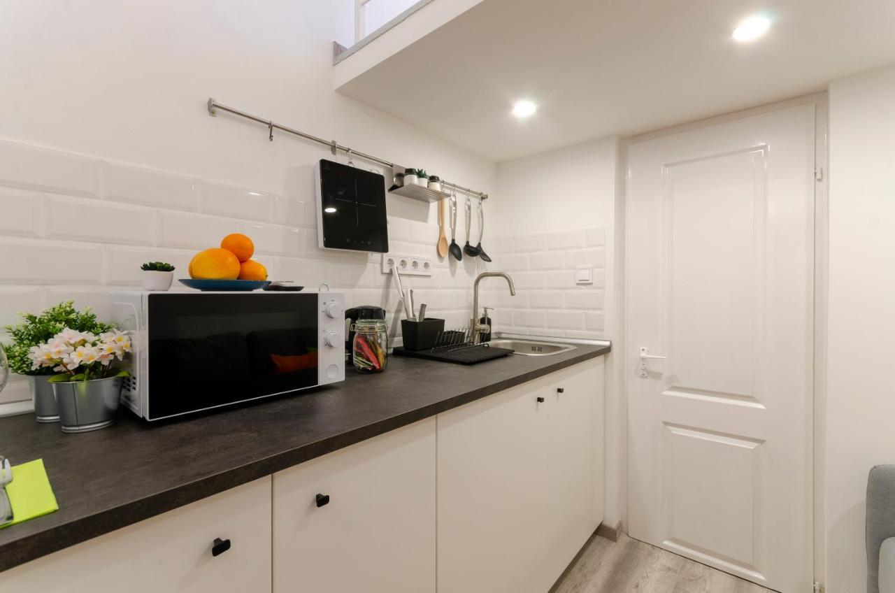Bartok Apartmanhotel *