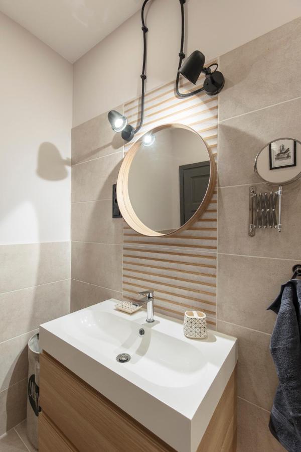 Apartment E12 Boutique *