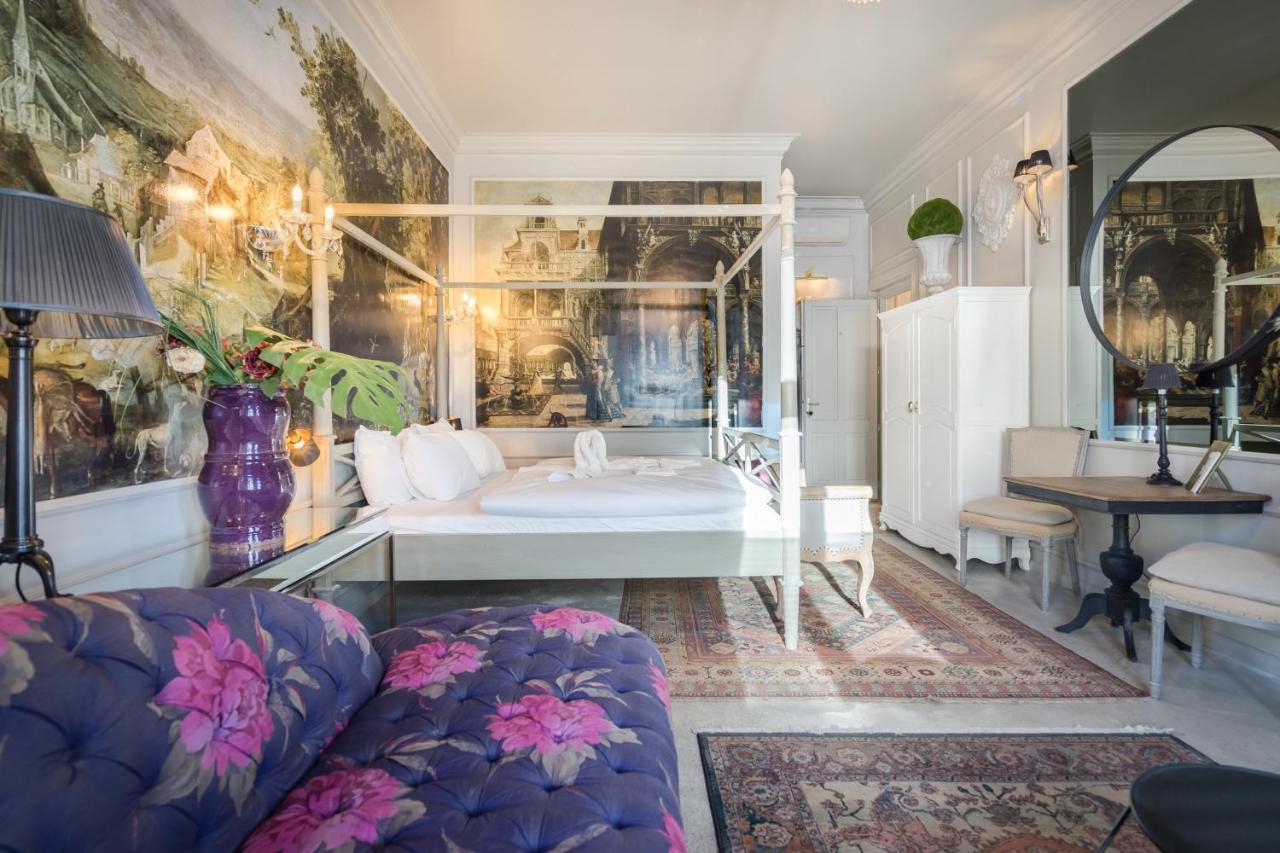 Bpr Violet Noir With A/c Apartamento Budapest