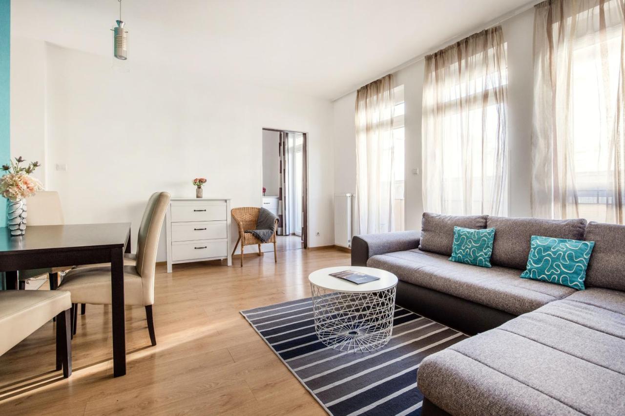Grand Penthouse Apartment *
