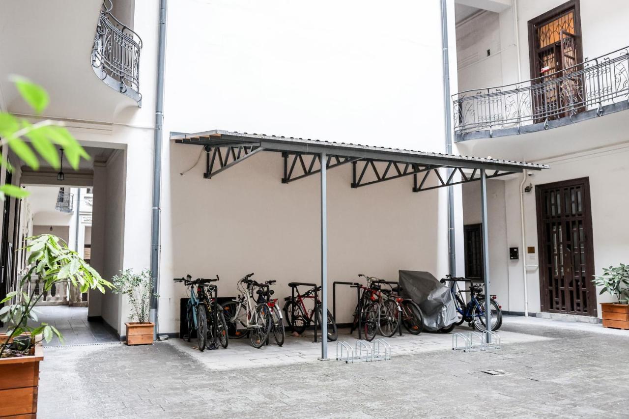 Apartamento Modern 3br Free Parking Prime Location