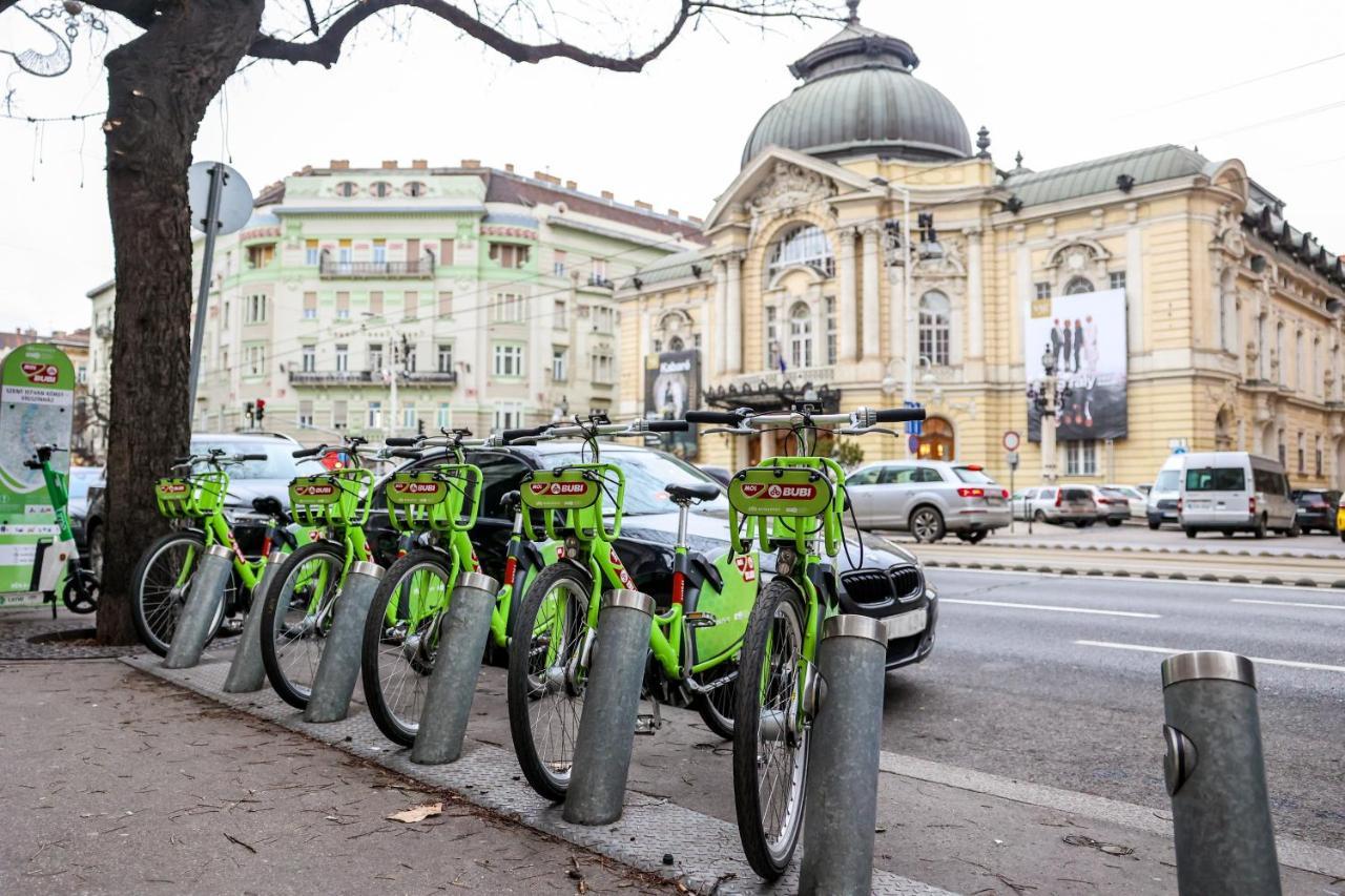 Modern 3br Free Parking Prime Location * Budapest