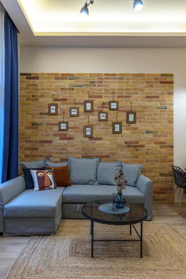 Apartment E12 Boutique *