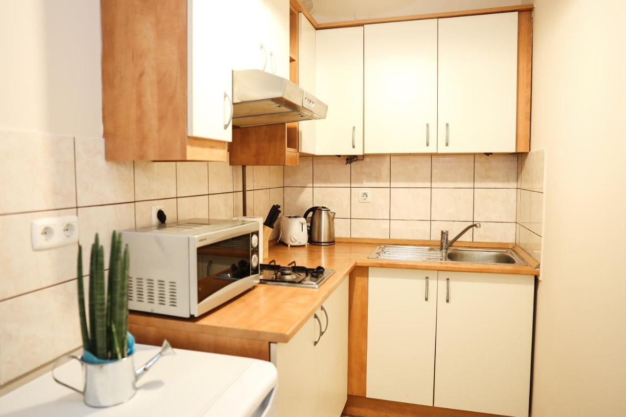 Charming & Unique In Vibrant Center Budapest