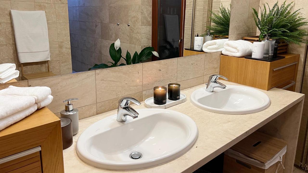 Artemisia Luxury Penthouse Budapest