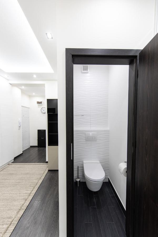 Apartmán Spacious 3-room With Free Parking