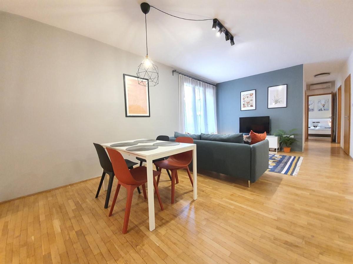 Calm Island In The Soho Apartment