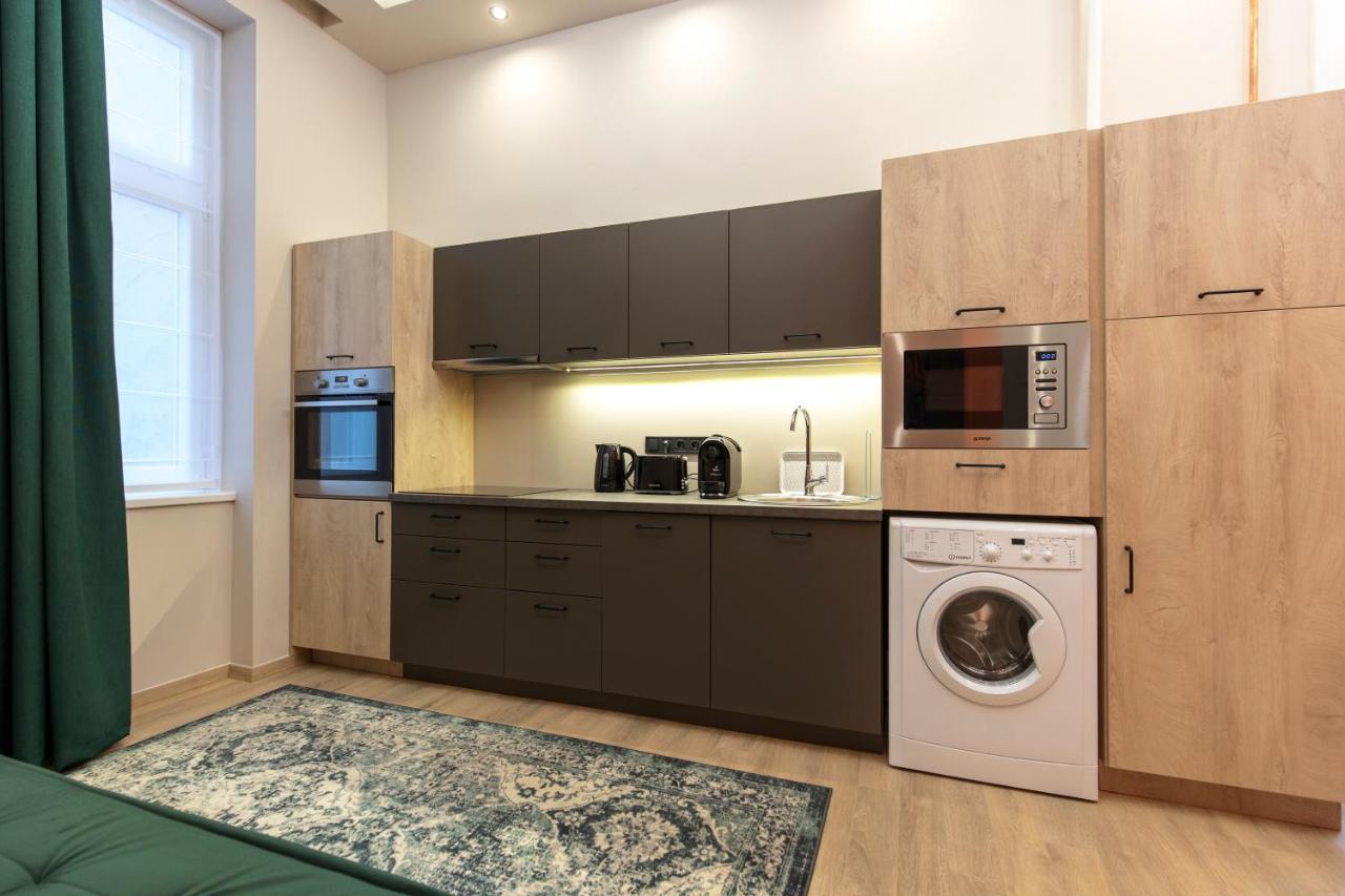 E13 Extravagant Studio Apartamento Budapest