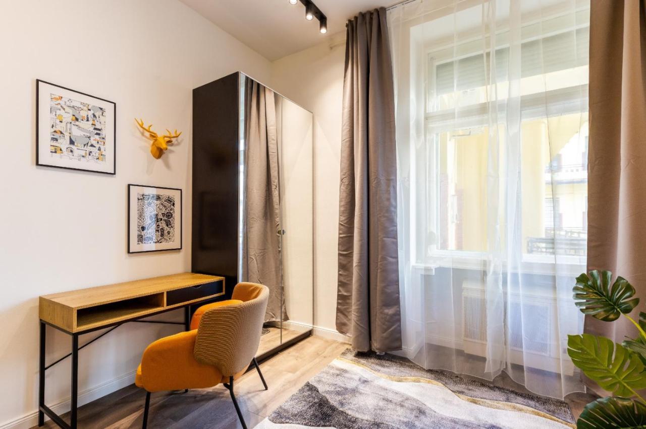 A13- Boutique Apartments, Location, By Bqa Apartmán