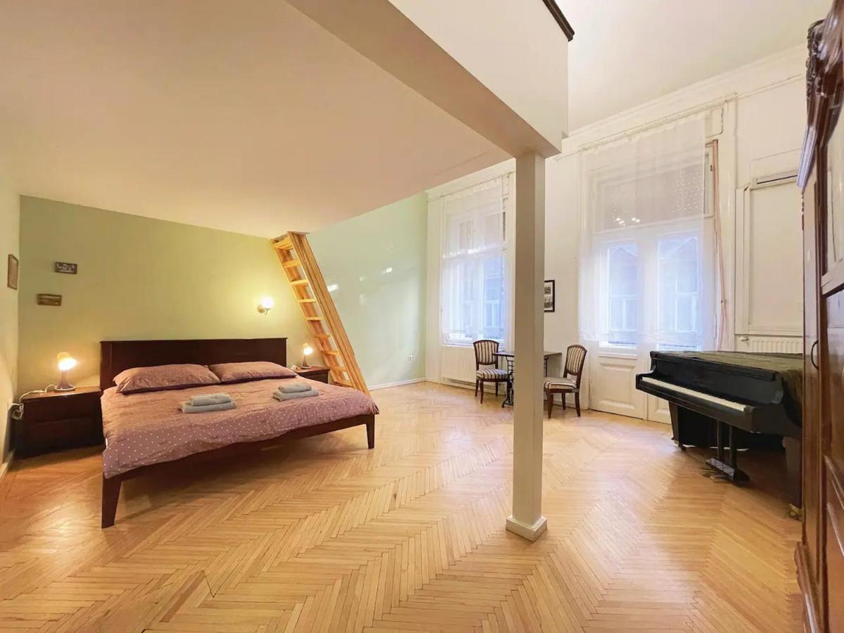 A10-budapest Center Penzión pre hostí