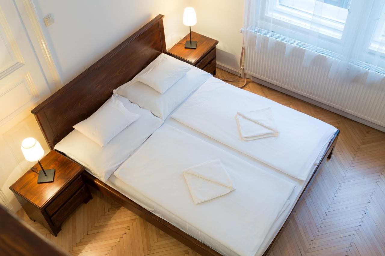 A10-budapest Center Penzión pre hostí