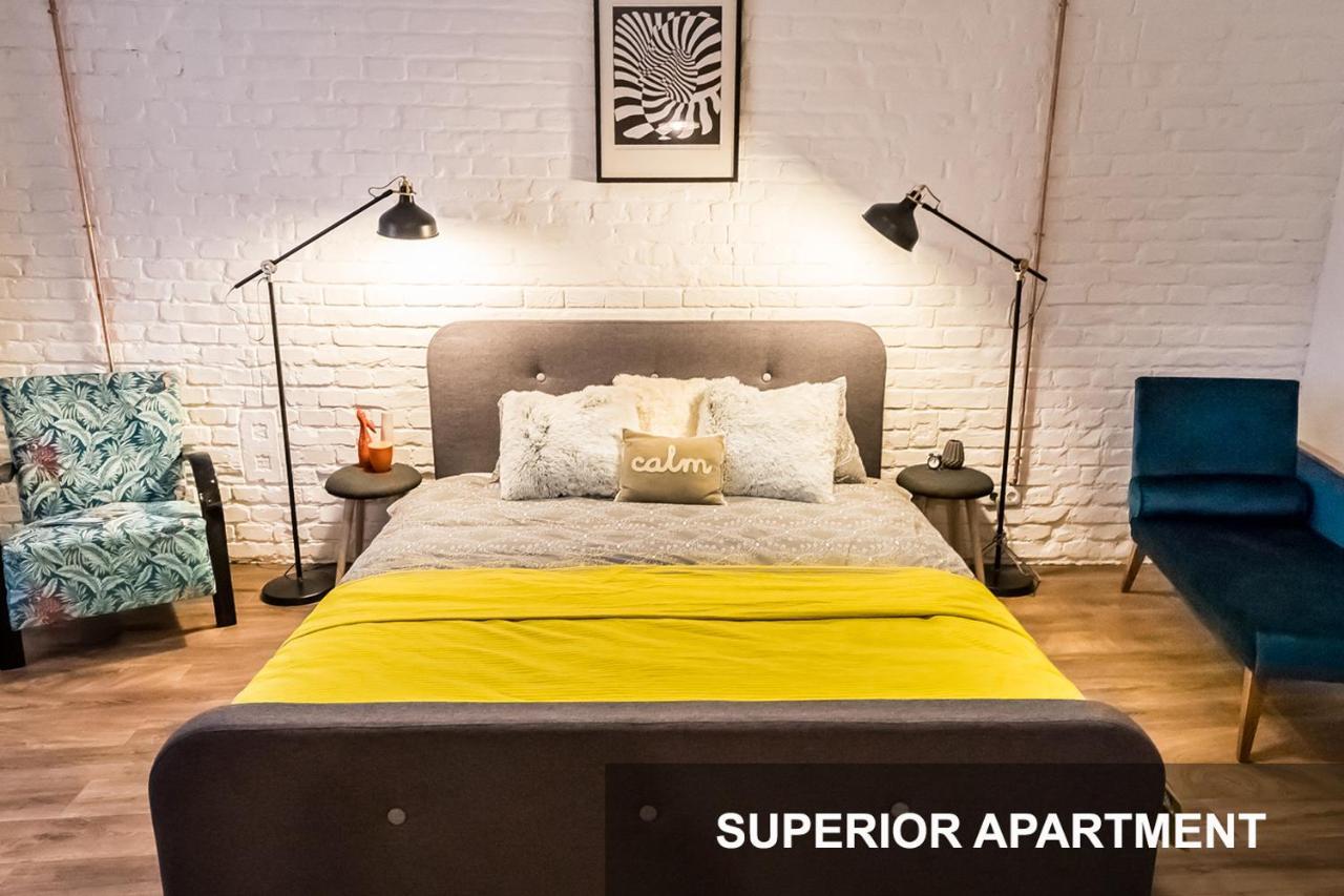 Bpr Whistle Arts Industrial Appartement