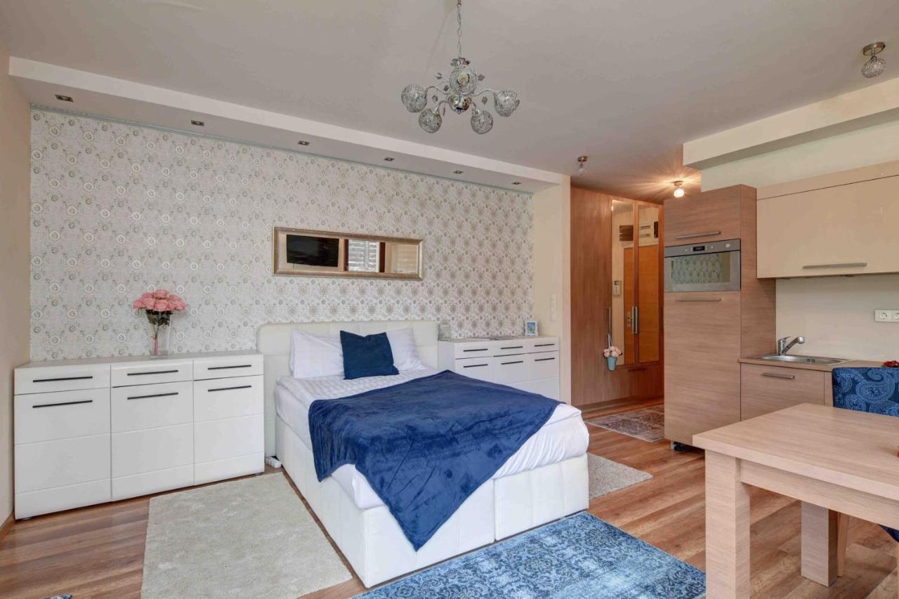 Madarhegy With Garden Buda Side Appartement *