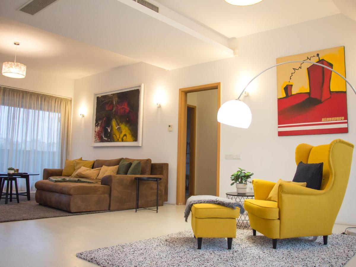 Artemisia Luxury Penthouse