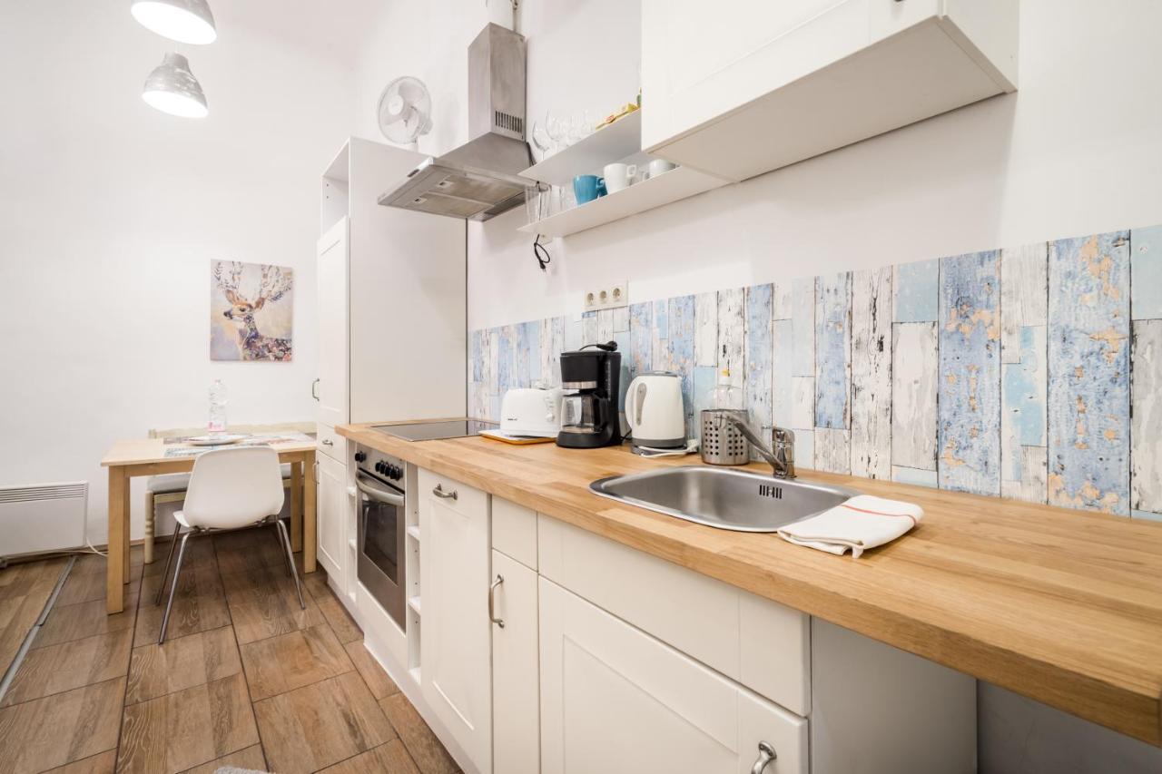 Colorwave Design Apartment *