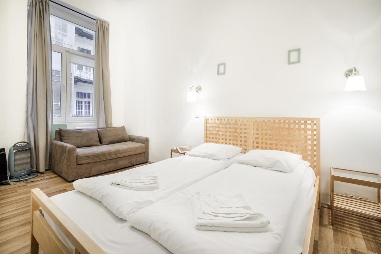 Colorwave Design Apartment Budapest