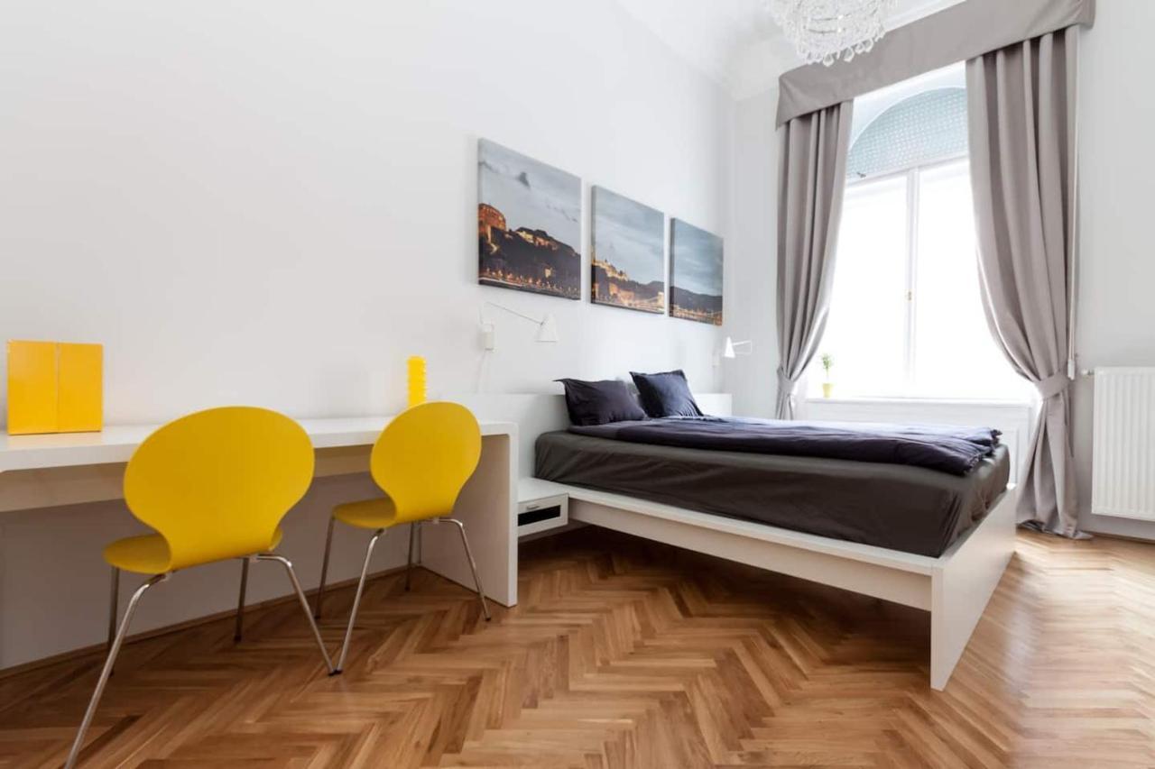 Bpr Sophisticated Astoria With Balcony Appartement