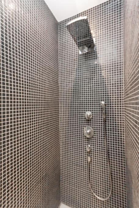 Appartement Bpr Sophisticated Astoria With Balcony