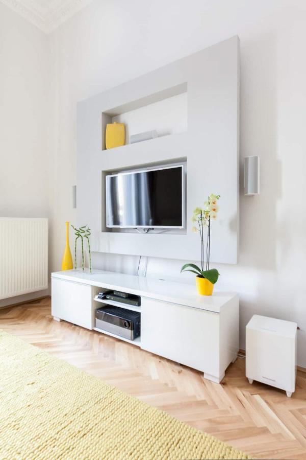 Appartement Bpr Sophisticated Astoria With Balcony Budapest