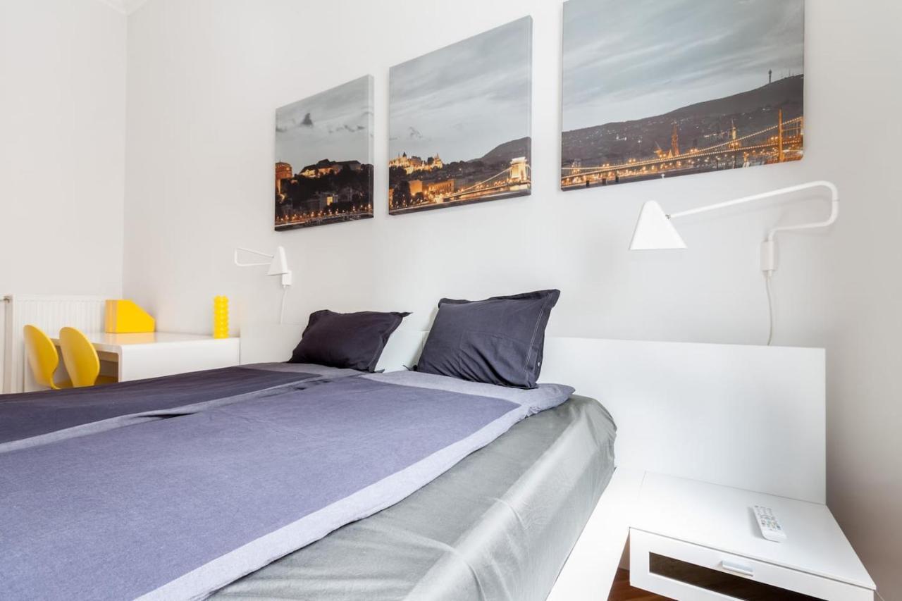 Bpr Sophisticated Astoria With Balcony Budapest